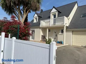 Maison avec balcon - Image 1