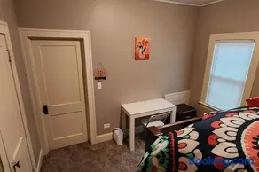 Comfy 3brd in Cleveland - Image 3