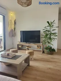 Appartement T2 sur Mauguio avec grande terrasse - Image 1