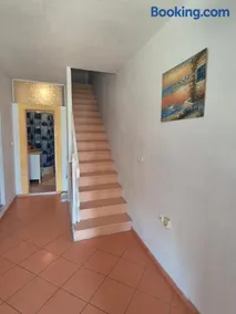 Albina - Image 4