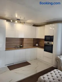 Luxury apartment - Image 5
