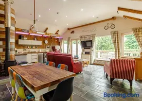 Durham Coastal Lodges - Image 5