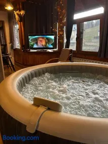 Krivaja River Retreat - Jacuzzi, Pool and Basketball - Image 3