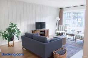 The Patriot - A Ground Floor Condo - Image 2