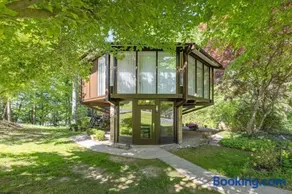 The Escape Pod Cheat Lake, Morgantown, Hot Tub, 2Bed, 2Bath - Image 4