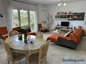 Breeze Holiday Home - Image 5