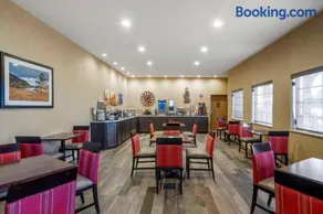 Comfort Inn & Suites Macon - Image 3