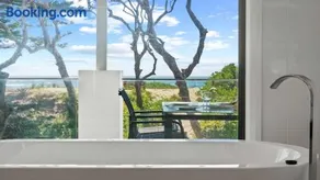 Sea & Sun Beach House - Image 3