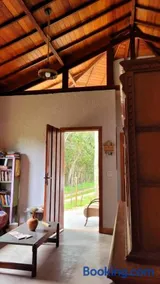 Casa Rústica Próxima a Milho Verde, 3 QUARTOS - São Gonçalo do Rio das Pedras, Serro - Image 2