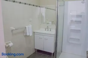 Gardners Inn Hotel - Image 2