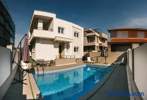 Apartments BUBBLES with pool - Image 1