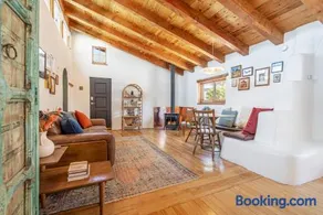 Stunning Artful Adobe - Super Walkable Location - Cozy and Comfortable - Image 1