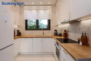 Anar Luxury Villas - Image 5