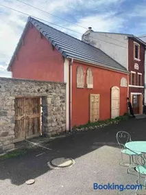 Maison de caractère à Saint-Nectaire le haut - Image 2