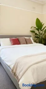 Burwood central unit - Image 3