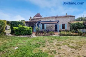 Maison spacieuse à Thenac avec piscine privée - Image 2