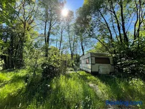 Wolfsden Vlčí doupě - karavan v přírodě - Image 1