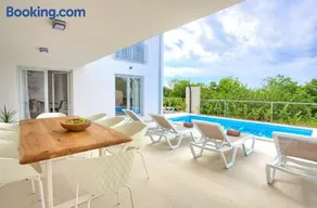 Villa Terra - Image 1