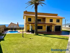 Casa Con Piscina Junto Al Mar - Image 1