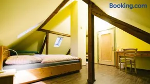 Charmantes Turmzimmer - Image 4