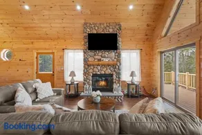 Luxury Log Cabin Lakefront, Game room & Fire Pit, - Image 1