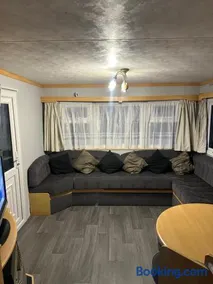 Caravan Holiday home Happy days south 17 - Image 2