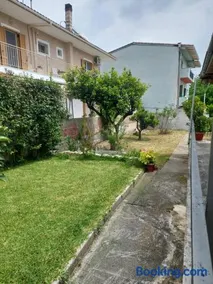 Yiayia's Cottage - Image 2