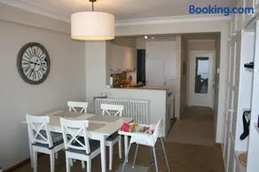 Seafront appartement on seawall of Knokke-Duinbergen - Image 2