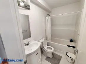 One bedroom unit for corporate stays & travellers - Image 3