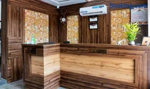 Treebo Premium Royal Amar With Mountain View And Swimming Pool - Image 3