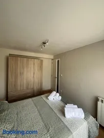 Santa Coloma Apartamentos - Image 3