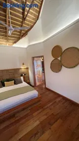 Floating Villa near Nzulezu - Image 3