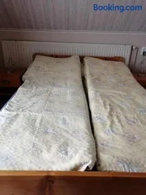 Napraforgó Vendégház - Image 2
