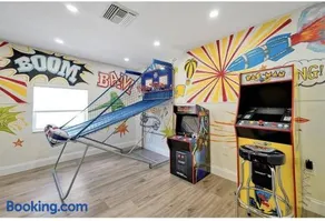 Resort Pool Home Near Disney Sleeps 10 - Image 3