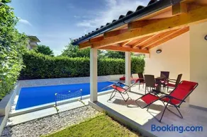 House Mareti - Image 3
