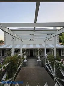 Staghorn Manor - Image 1