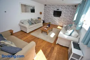 CROYDE WISTERIA COTTAGE 4 Bedrooms - Image 5