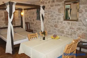Charming Studio in Betina, 30 m², Terrace - Image 4