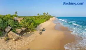 Cinnabar Resort - Image 1