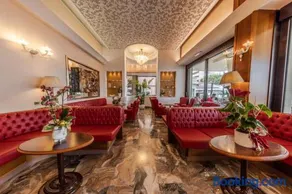 Hotel Excelsior - Image 2