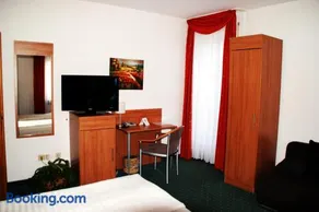 Landhotel Adler - Image 2