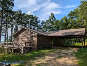 Cabin in the Woods at J and J's - Image 3