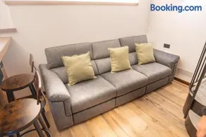 Giuly's Home Luxury - Image 3