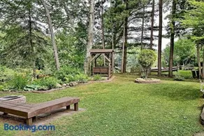 Whispering Pines Riverside Retreat - Image 5