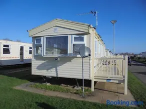 Highfield Arizona Highfield AND Haven Skegness 8 Berth With Decking - Image 2