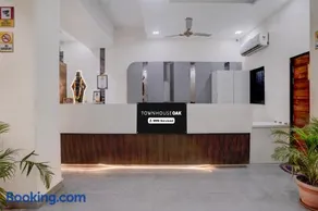 Townhouse Oak Karkamb Road Pandharpur Formerly Grand Residency - Image 2