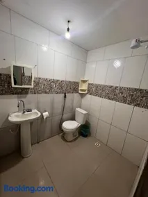 Casa próximo a UFR - QUARTO SALA E COZINHA EQUIPADA - Image 2