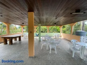 CASA inteira entre Guaratiba e Campo Grande, Rio de Janeiro, RJ - a 40 min da praia, próximo ao Estádio Miecimo da Silva e Park Shopping-Ideal para descanso, encontros, festa e lazer-3000 m2 - Image 4