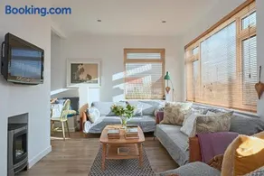 Finest Retreats - Templemore - Image 2
