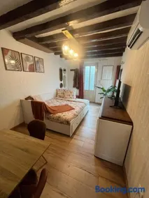 Le 122 , maison climatisée avec jardin - Image 1